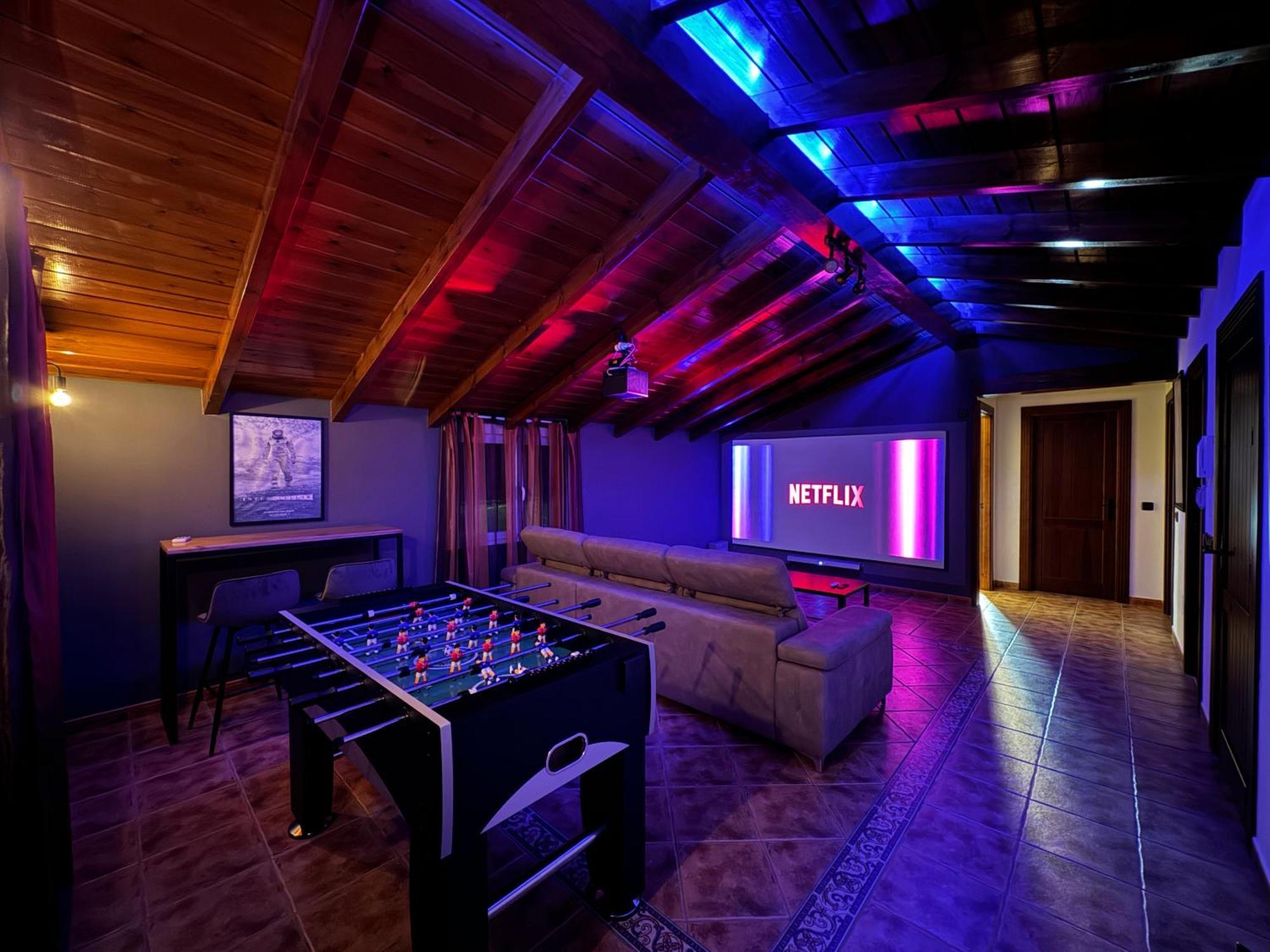 Chalet El Parral - Piscina Y Sala De Cine - Malaga — Photos 3